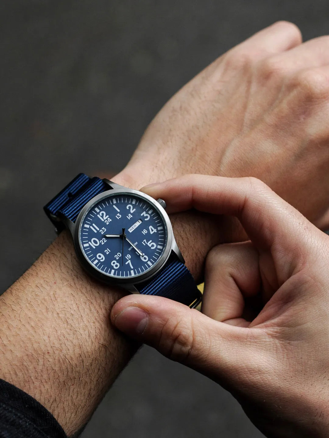 KRAVENOR SENTINEL NAVIGATOR - (WATCH + EXTRA STRAP)